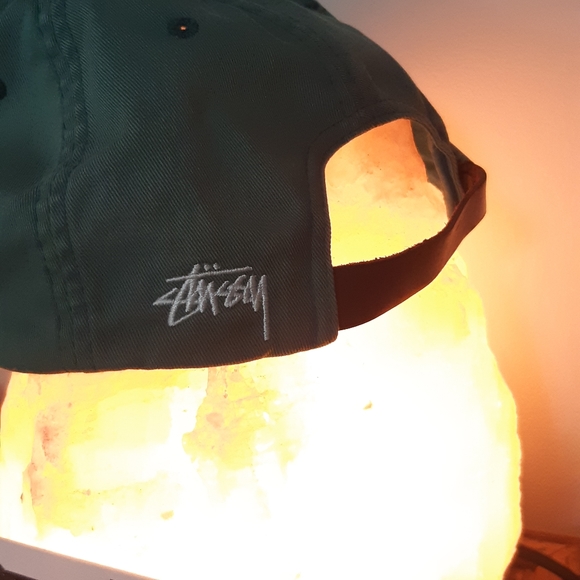 UO- Cool Hat - Picture 4 of 7